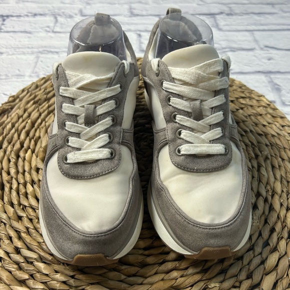 Nordstrom Rack Ladies Stylish Gray and White Sneakers. Size 7. Fashion Sneakers - Picture 2 of 6